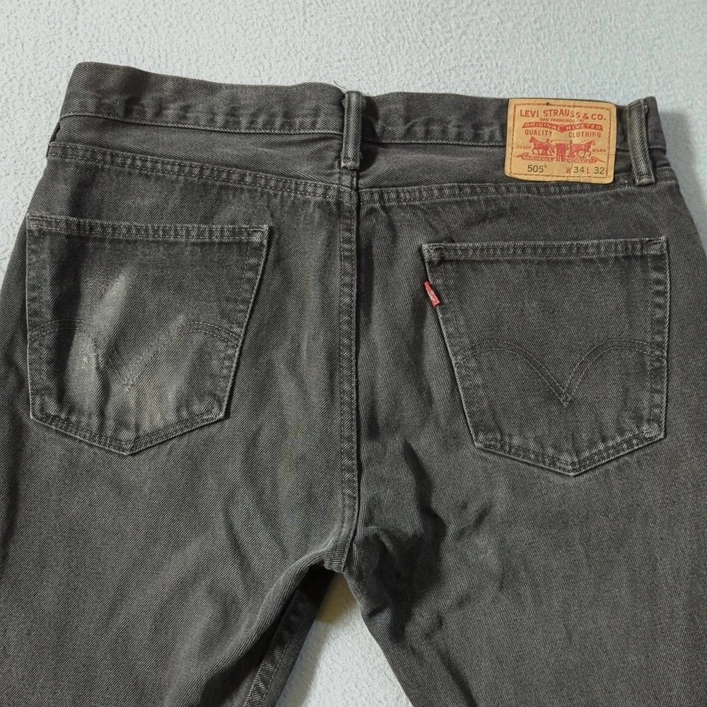 Levis levis 505